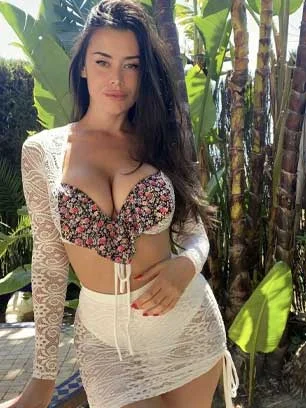 Female Escorts in Marina Hotel Hotel